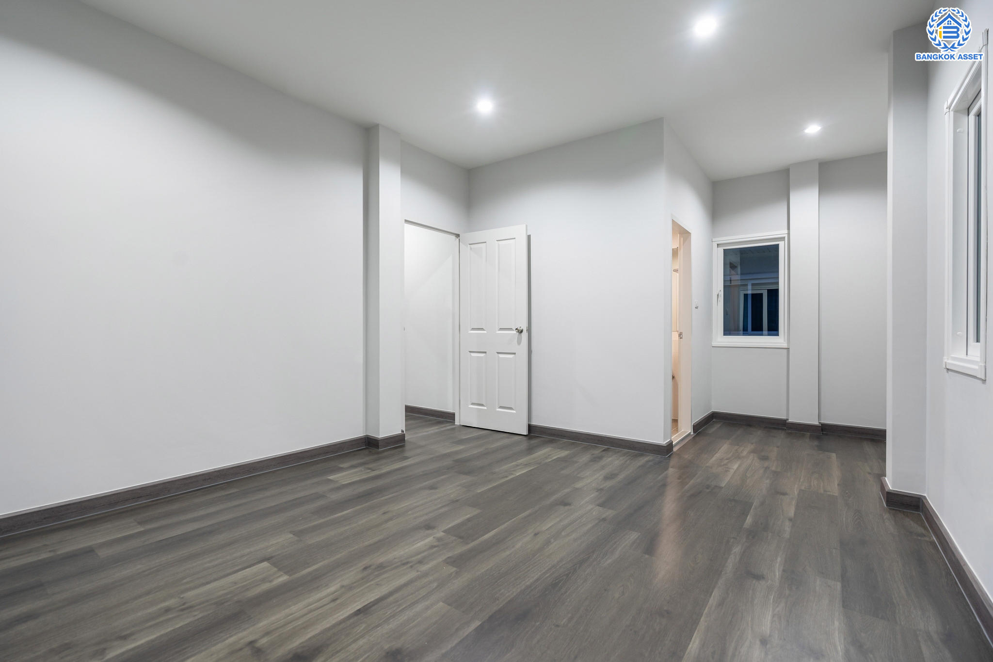 บ้านมือสองตกแต่งใหม่ ม.เพอร์เฟคเพลส1 ราชพฤกษ์ คุณภาพแบรนด์ Property Perfect เนื้อที่ 58 ตร.ว. บ้านเดี่ยวหลังใหญ่ ตอบโจทย์ทุกการอยู่อาศัย ฟังก์ชัน 3 ห้องนอน 3 ห้องน้ำ 2 ที่จอดรถ บนทำเลติดถนนราชพฤกษ์ ใกล้วงเวียนพระราม5 และรถไฟฟ้า "สถานีบางรักน้อยท่าอิฐ"